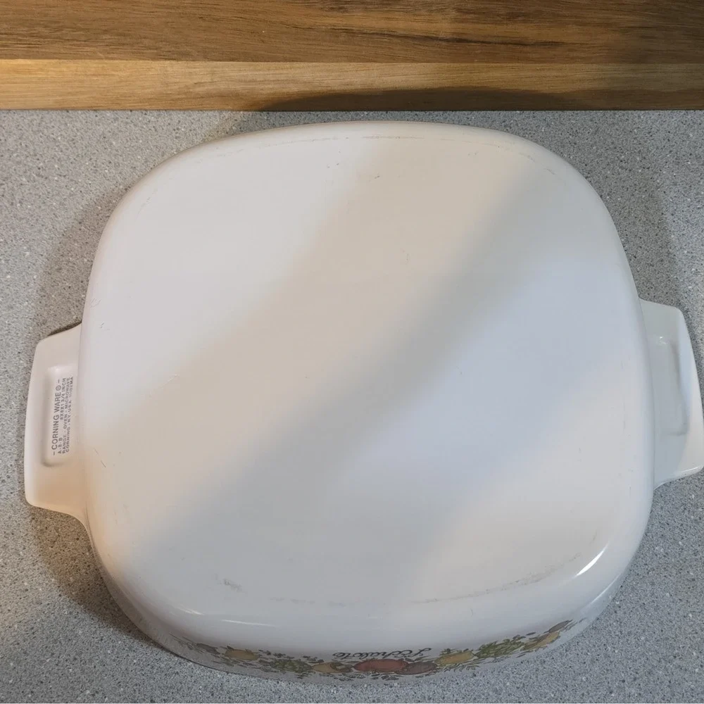 Pyrex CorningWare L'Echalote A-8-B 8x8 Square Casserole Dish White Glass, 2 Qt